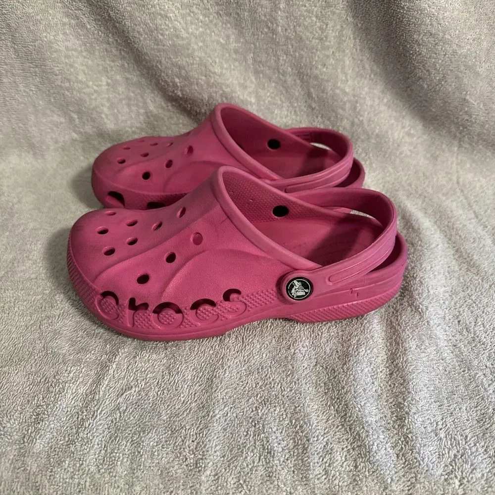 Crocs Baya Pink Clogs - Unisex Size‎ J3 , Comfy, Lightweight